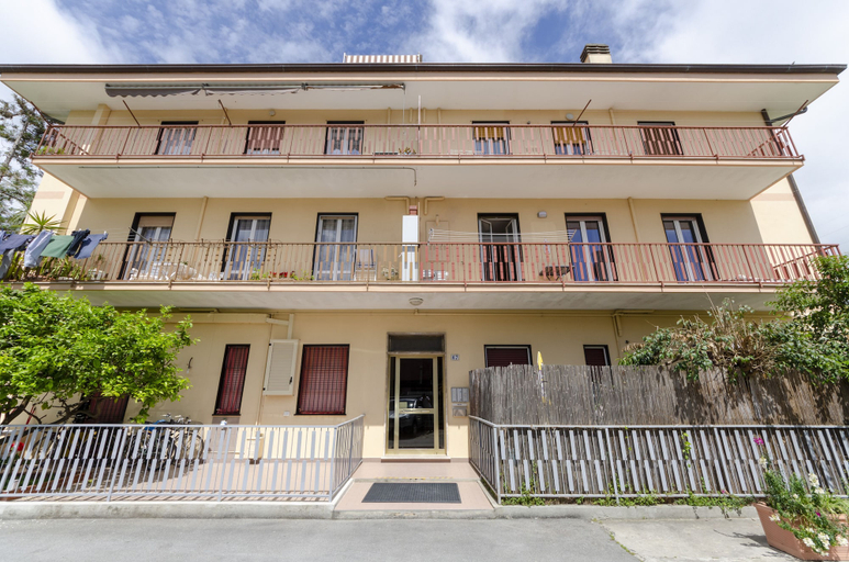 Front of property 3, JOIVY Chic Chiavari Apt With 2 Spacious Terraces, Genova