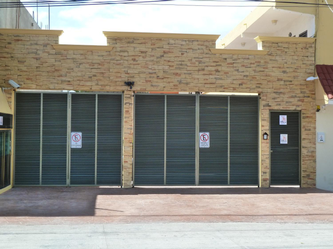 Exterior 9