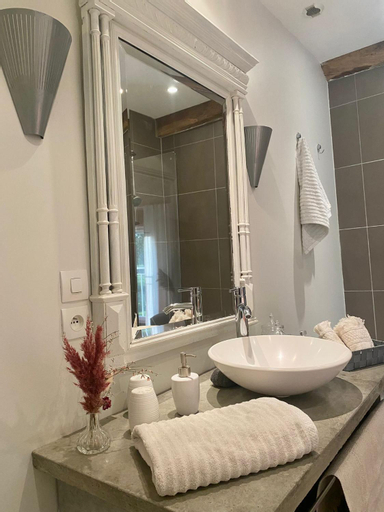 Bathroom 5