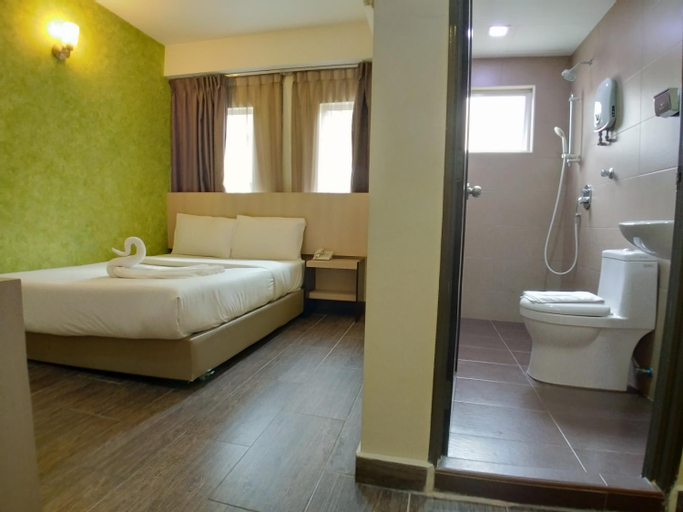 Bedroom 15