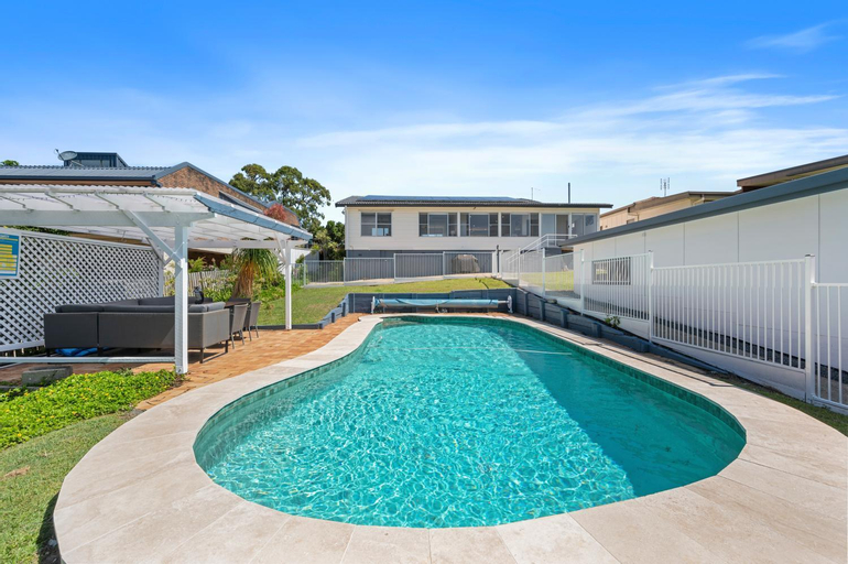 Others 5, SeaSpray House, Coffs Harbour - Pt B