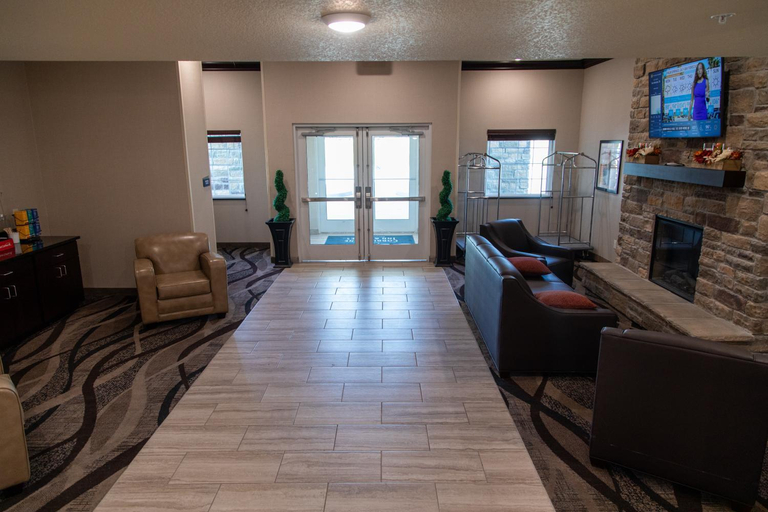 Public Area 2, Cobblestone Inn & Suites - Springfield, Baca