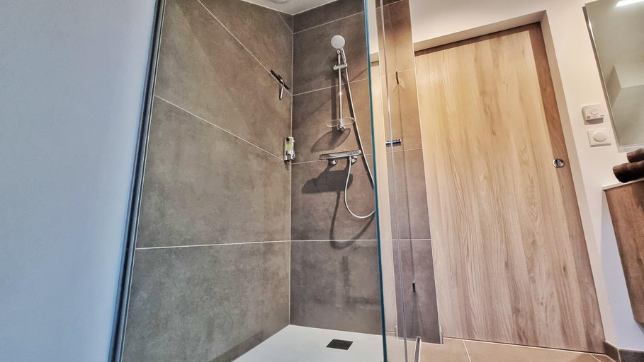 Bathroom 3, Chez Patisa - Business and Tourism - RBNB, Haut-Rhin