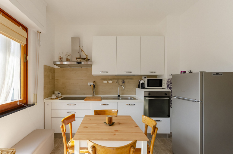 Others 5, JOIVY Apartment Apollo, Genova