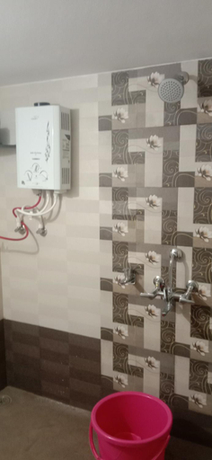 Bathroom 5, Mungaru Homestay, Talaguppa, Shimoga