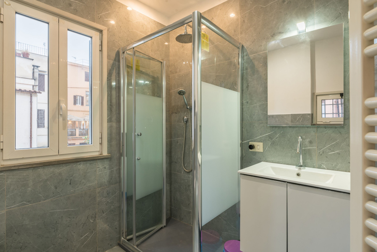 Bathroom 3, JOIVY Trevi Fountain's relais, Roma
