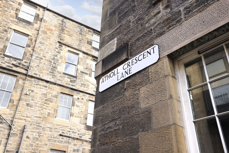 Exterior & Views 2, JOIVY Gorgeous&Vibrant 1Br Flat Near Princes Street, Edinburgh