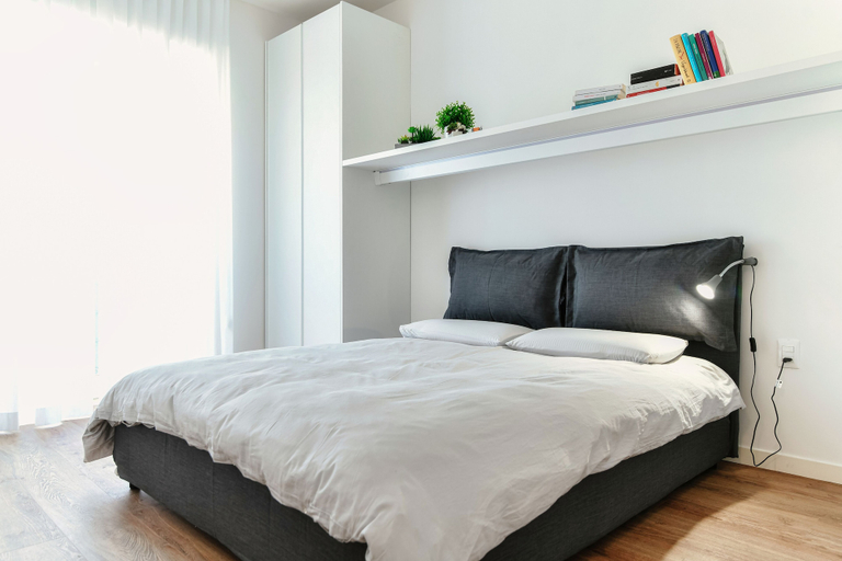Room 2, JOIVY Superb Flat W/Balcony, Como