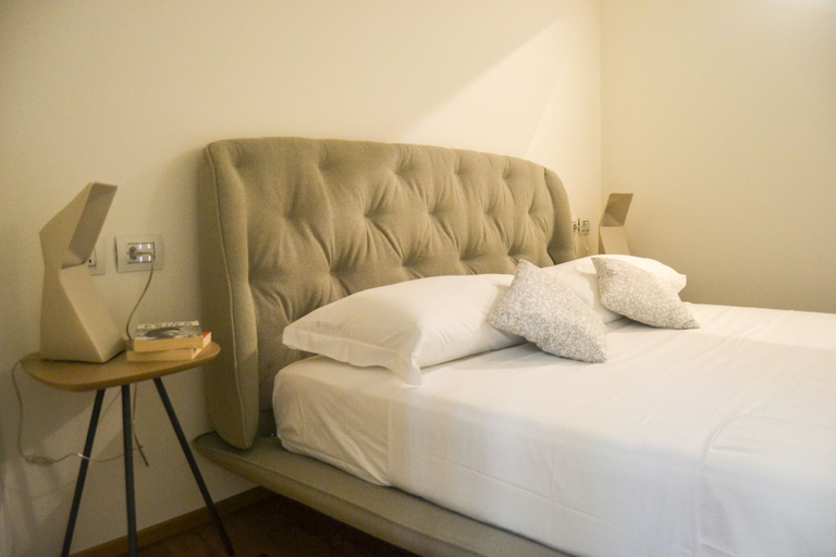 Bedroom 3, JOIVY Fulcorina Sforza Splendid flat in Central Milan, Milano