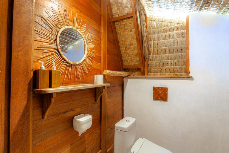 Bathroom 12