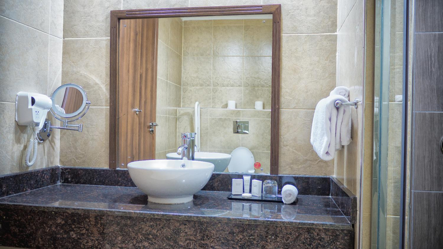 Bathroom 4, Fairways Hotel Kisumu, Kisumu Central
