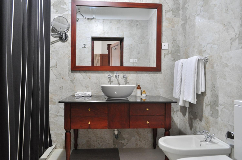 Bathroom 3, Royal Cocoon Nuwara Eliya, Nuwara Eliya