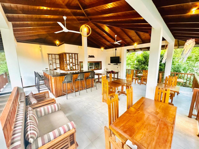 Food & Drinks 4, Lagoon gate Tangalle Resort, Tangalle