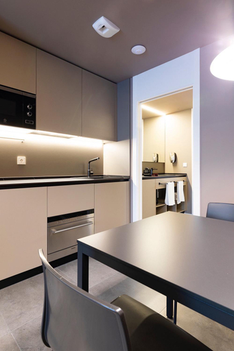 Others 5, Zuia Suites, Álava