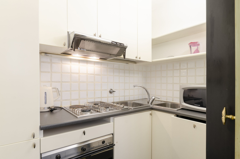 Others 4, JOIVY Perfect Central Flat with Parking, Genova