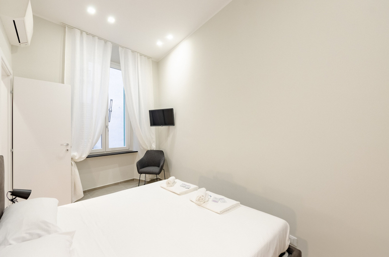 Room 3, JOIVY Bright Flat In The Perfect Centre Of Genoa, Genova