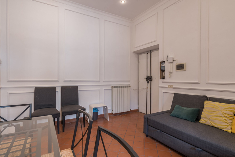 Others 5, JOIVY Trevi Fountain's relais, Roma