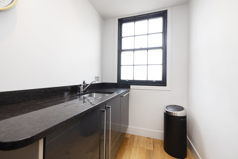 Others 5, JOIVY Luxury Flat Near Edinburgh Castle, Edinburgh