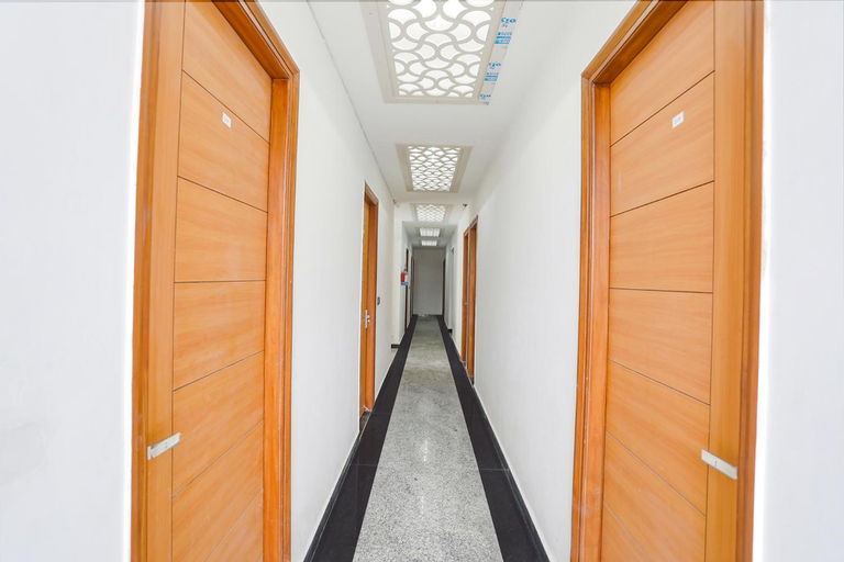 Public Area 2, FabHotel Sunrise Sector 56, Gautam Buddha Nagar