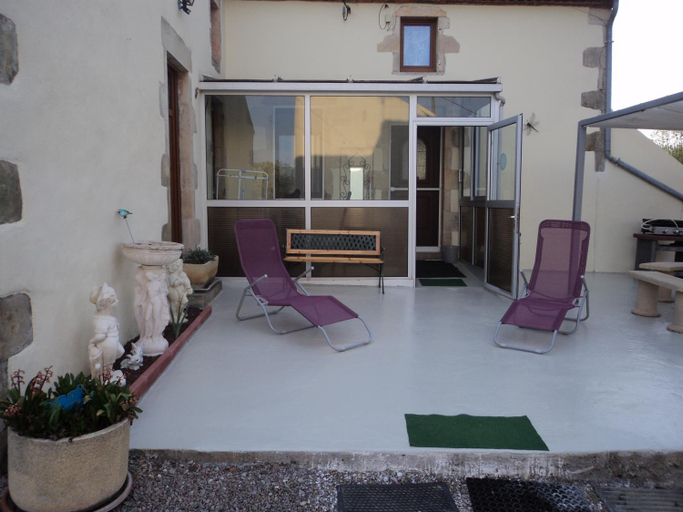 Others 5, Gite La Lieutenance, Allier
