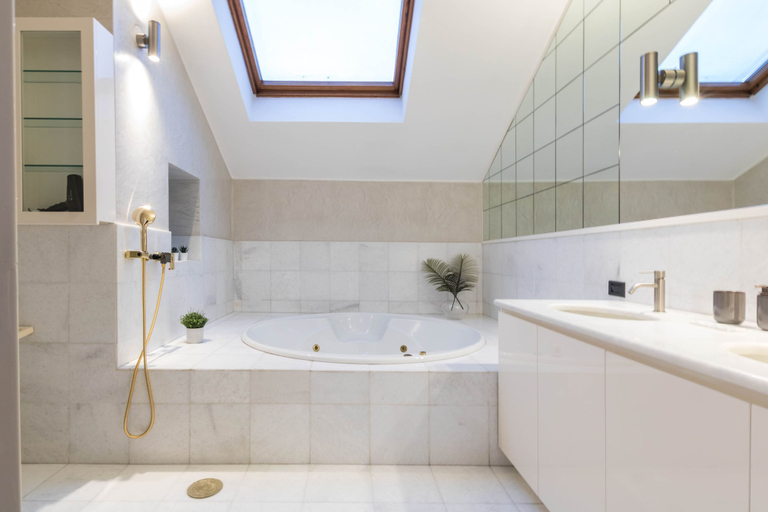 Bathroom 5, JOIVY Fabulous Apartments In Cernobbio, Como