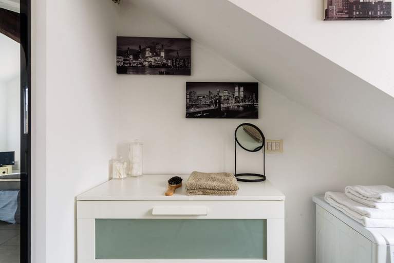 Bathroom 3, JOIVY Classic Top-Floor Studio By Park, Milano