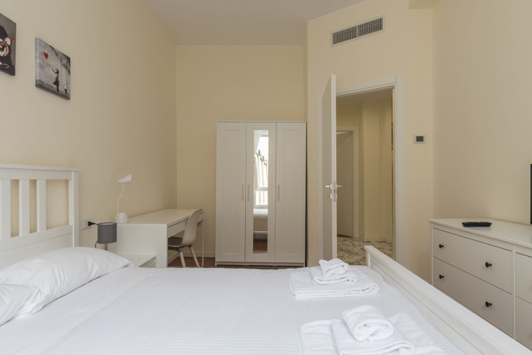 Bedroom 3, JOIVY Modern 2bed flat with balcony, 250m from M5 Foppa and M2 Sant'Agostino, Milano