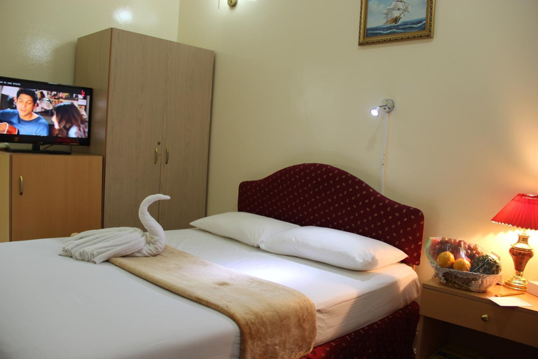 Bedroom 3, Royalton Hotel, Dubai