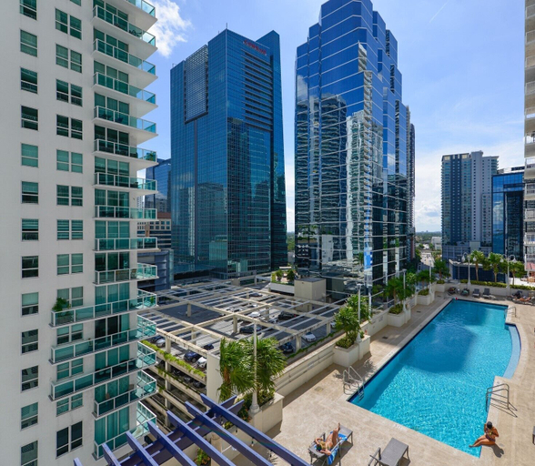 Exterior & Views 2, Chic Condo in Brickell Pool & Gym, Miami-Dade