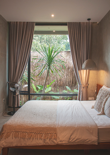 Bedroom 13