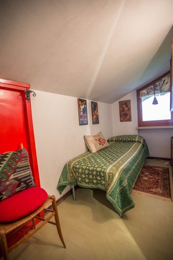 Room 4, JOIVY Apt For 7 With Terrace And Exceptional Location, Aosta