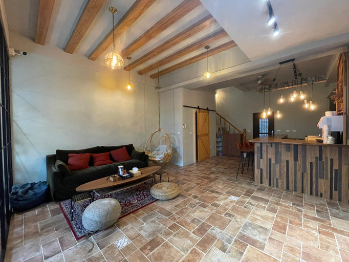Others 5, Lily's House, Nantou