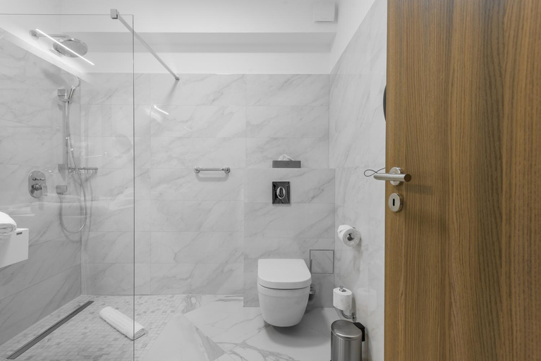 Others 4, Aparthotel Pietroasa, Buzau