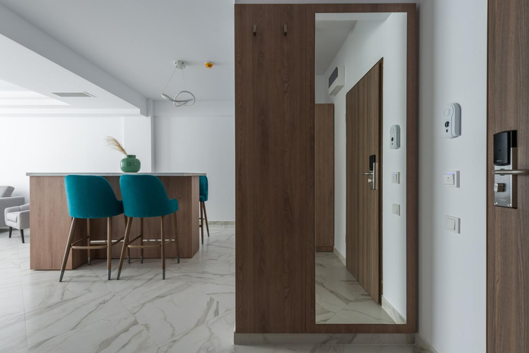 Others 3, Aparthotel Pietroasa, Buzau