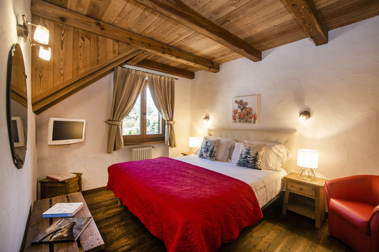 Bedroom 3, Bijoux Des Alpes Mont Blanc Village, Aosta