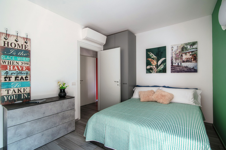 Room 2, JOIVY Luxury flat & Lake Como view, Como