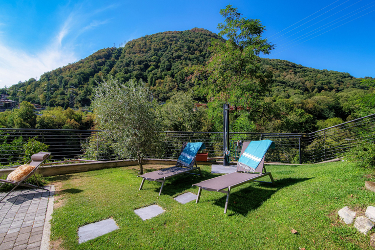 Courtyard 4, JOIVY Luxury flat & Lake Como view, Como