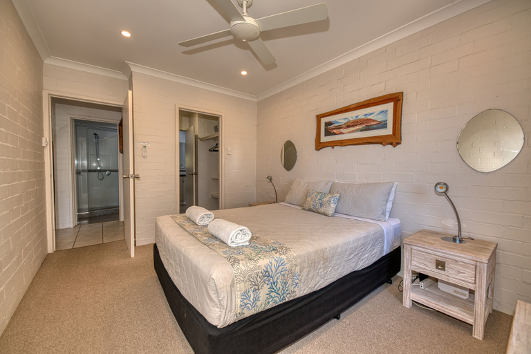 Bedroom 2, Kalbarri Murchison View Apartments, Northampton