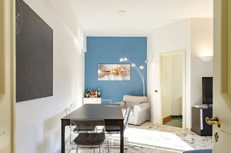 In-room dining, JOIVY Central Liberty Blue, Genova