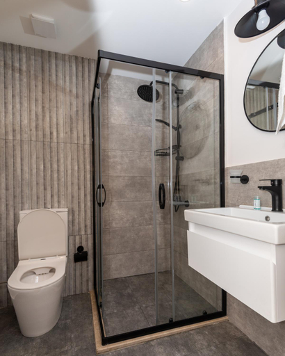 Bathroom 3, OLF Hotel, Baku