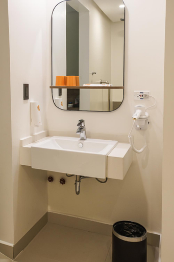 Bathroom 4, Go Hotels Plus Naga, Naga City