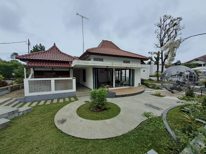 Exterior & Views 4, Hotel & Wisma Bintang Jadayat, Bogor