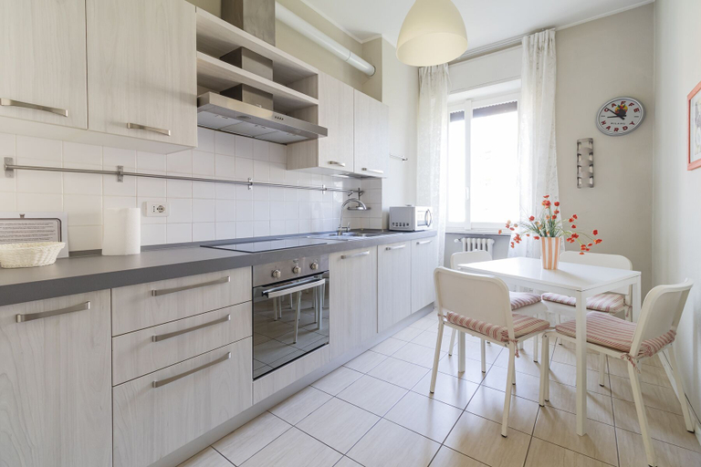 Private kitchen 3, JOIVY Trendy Flat W/Balcony, Milano