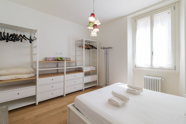 Bedroom 3, JOIVY Cosy 1-Bed Near Milano Centrale, Milano
