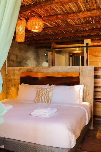Bedroom 2, Casa Mate BeachFront Cabanas El Cuyo, Tizimín