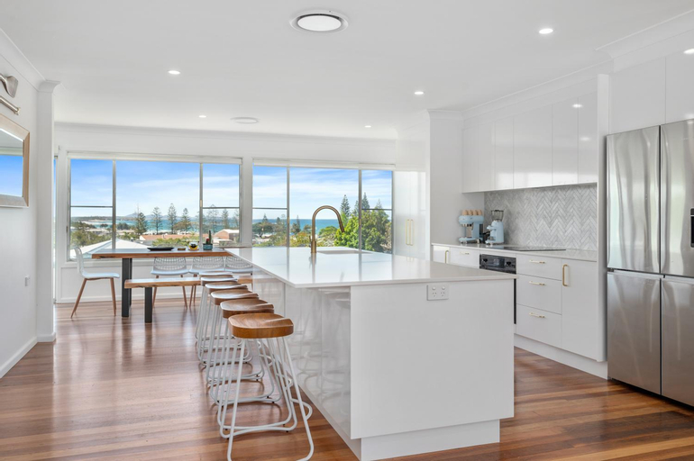 Others 2, SeaSpray House, Coffs Harbour - Pt B