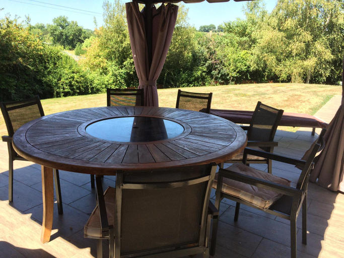 Others 2, Chambres d hotes Couette et Campagne, Sarthe