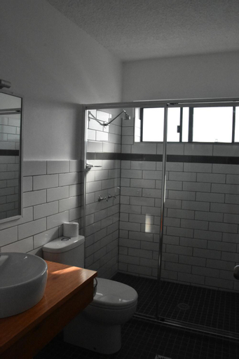Bathroom 17