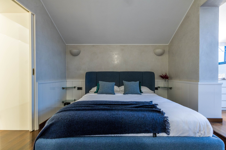 Room 2, JOIVY Fabulous Apartments In Cernobbio, Como