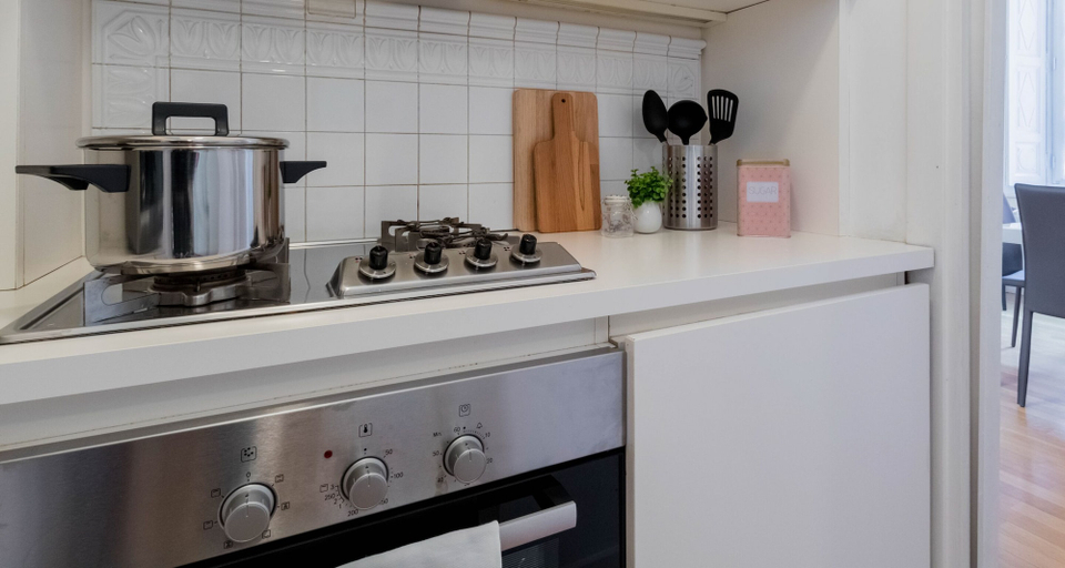 Private kitchen 5, JOIVY Lovely Flat For 5 Close To Sforzesco Castle, Milano